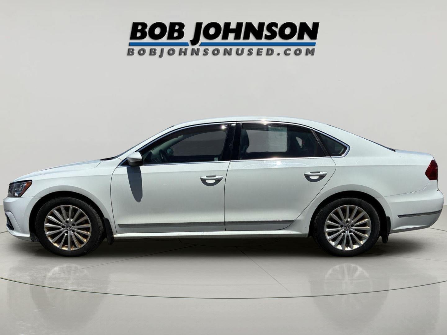 2016 Volkswagen Passat 1.8T SE w/Technology