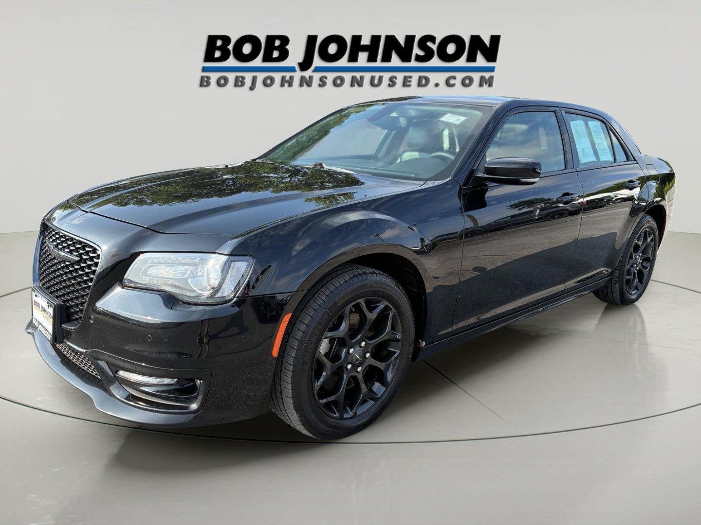 2023 Chrysler 300 Touring L