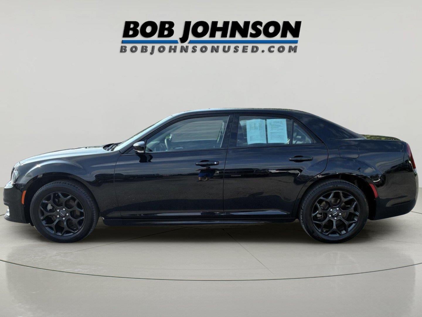 2023 Chrysler 300 Touring L