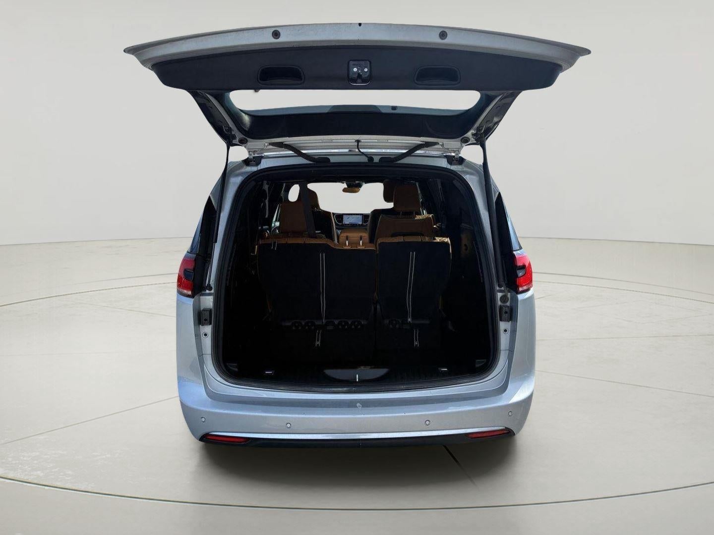 2023 Chrysler Pacifica Hybrid Pinnacle