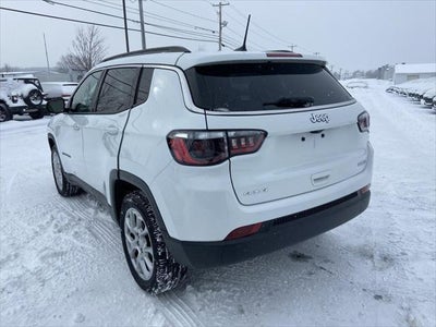 2023 Jeep Compass Latitude Lux
