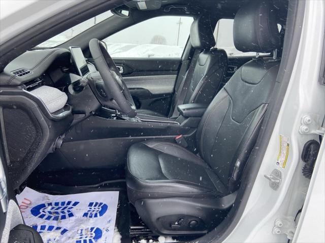 2023 Jeep Compass Latitude Lux