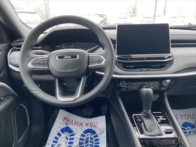 2023 Jeep Compass Latitude Lux