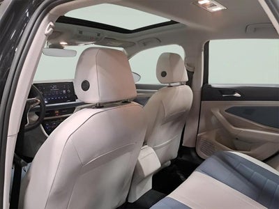 2025 Volkswagen Jetta SE