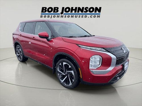 2022 Mitsubishi Outlander ES