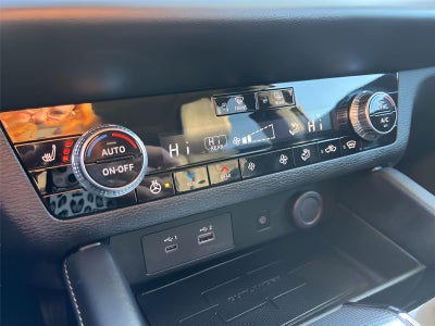 2023 Mitsubishi Outlander PHEV SEL