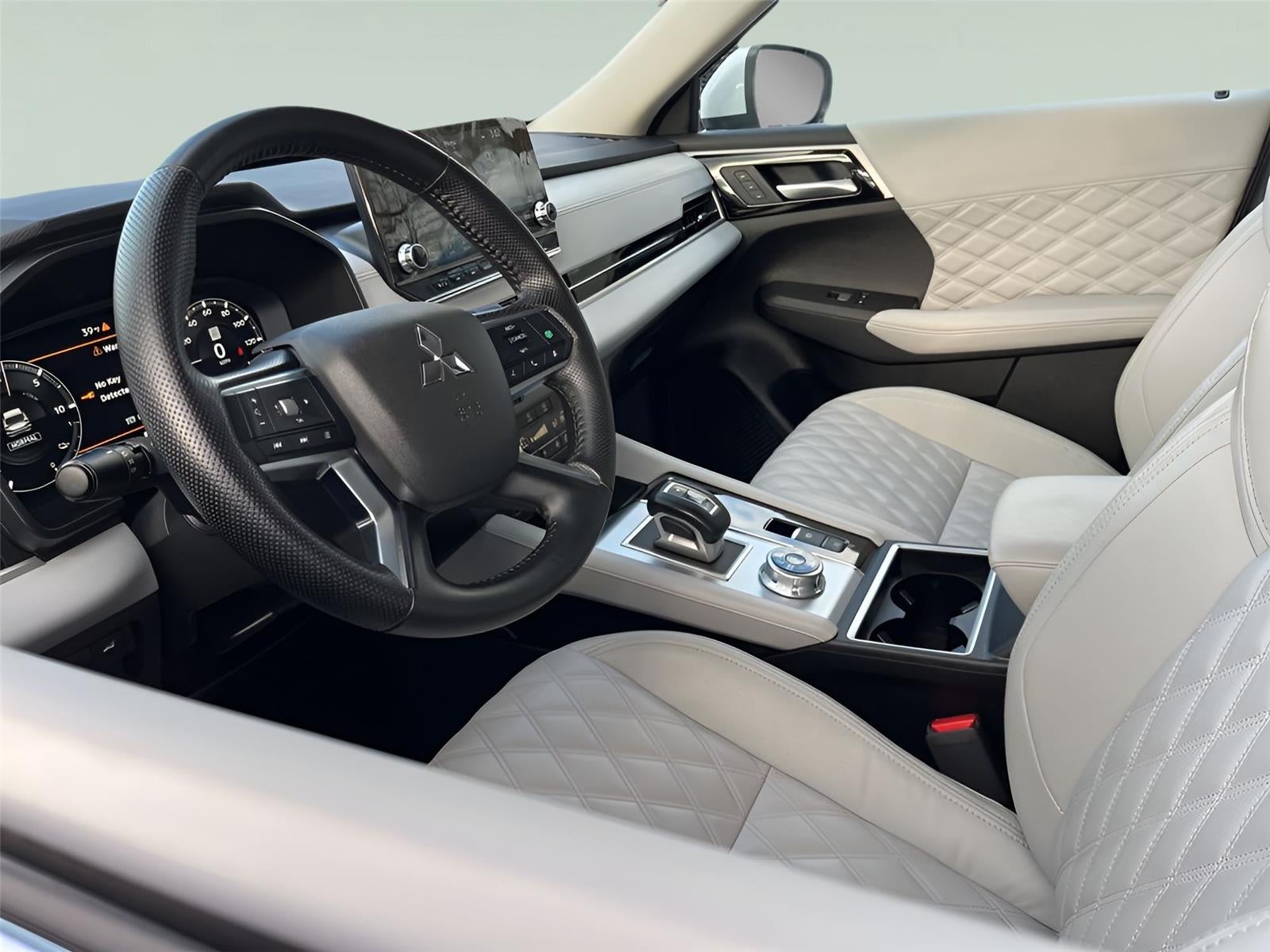 2023 Mitsubishi Outlander PHEV SEL