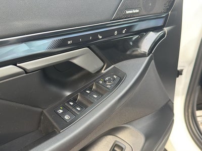 2025 BMW i5 xDrive40