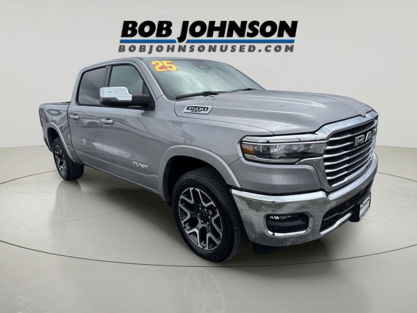 2025 RAM 1500 Laramie 4x4 Crew Cab 5'7's photo