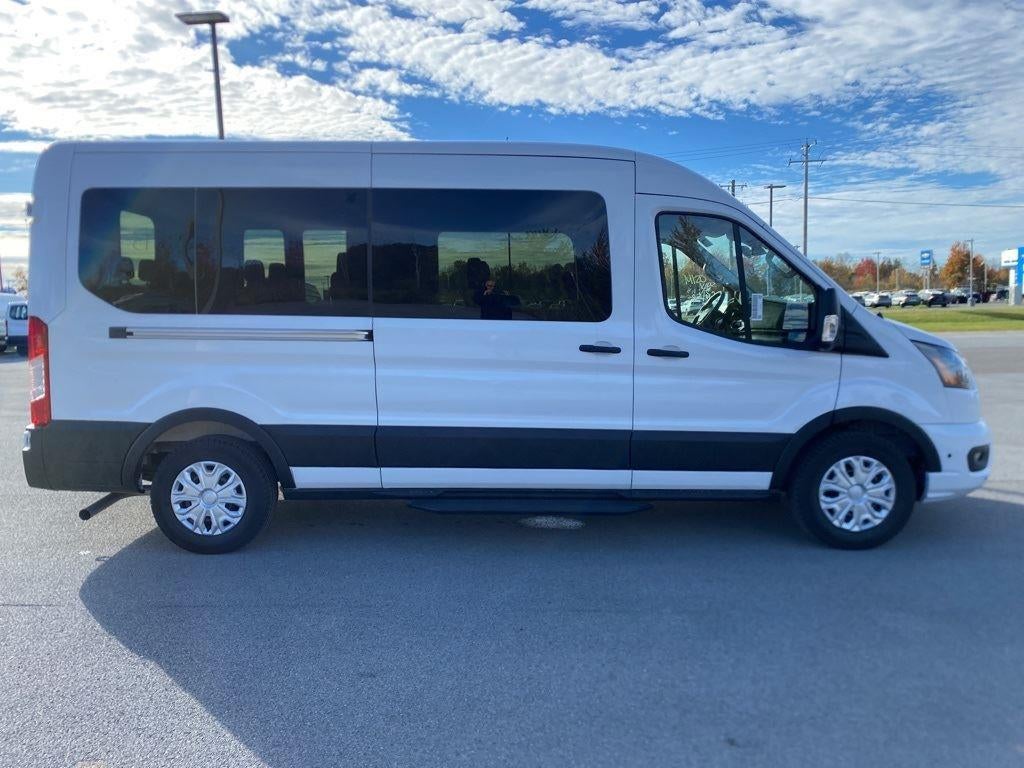 2025 Ford Transit Passenger Wagon XLT