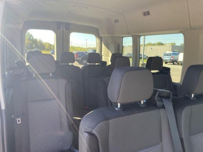 2025 Ford Transit Passenger Wagon XLT