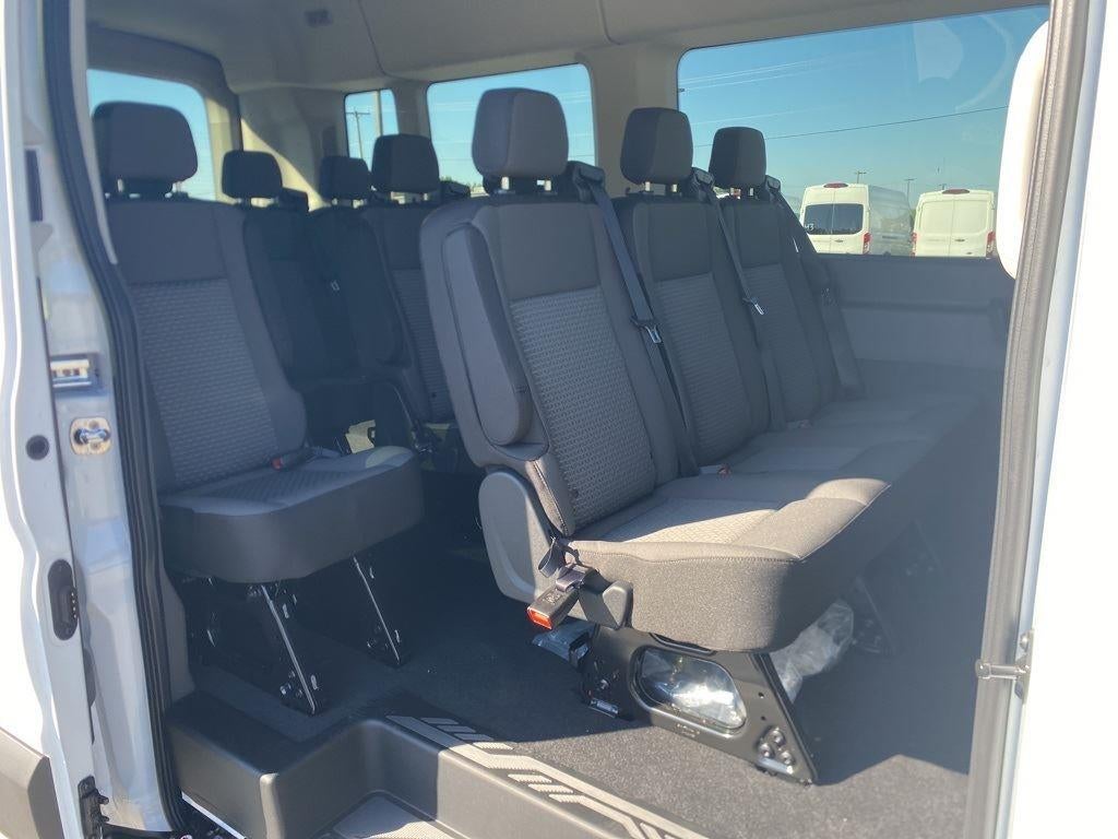 2025 Ford Transit Passenger Wagon XLT