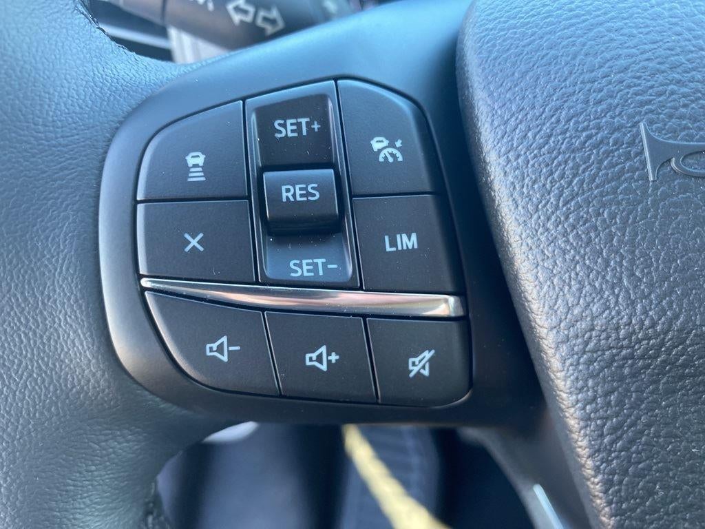 2025 Ford Transit Passenger Wagon XLT