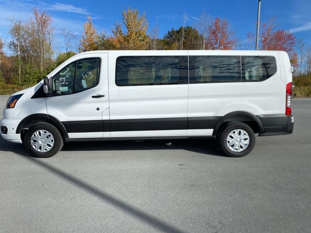 2025 Ford Transit Passenger Wagon XLT