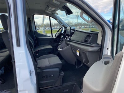 2025 Ford Transit Passenger Wagon XLT