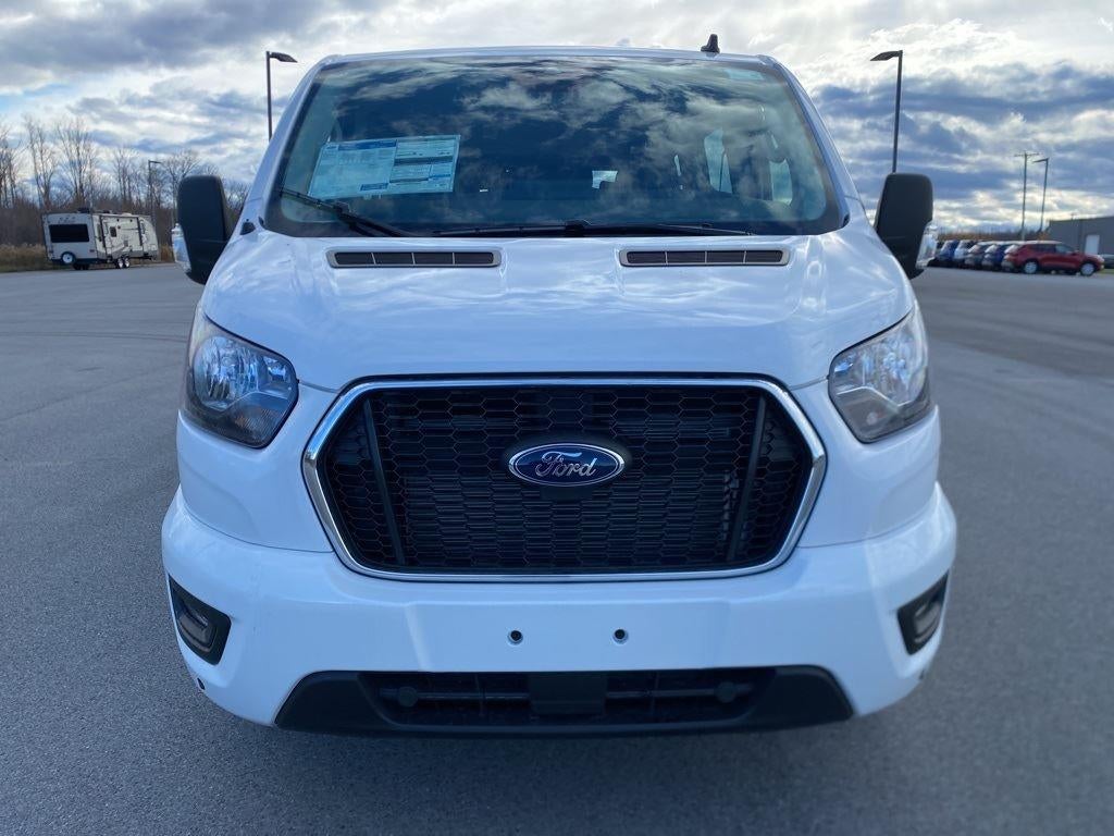 2025 Ford Transit Passenger Wagon XLT