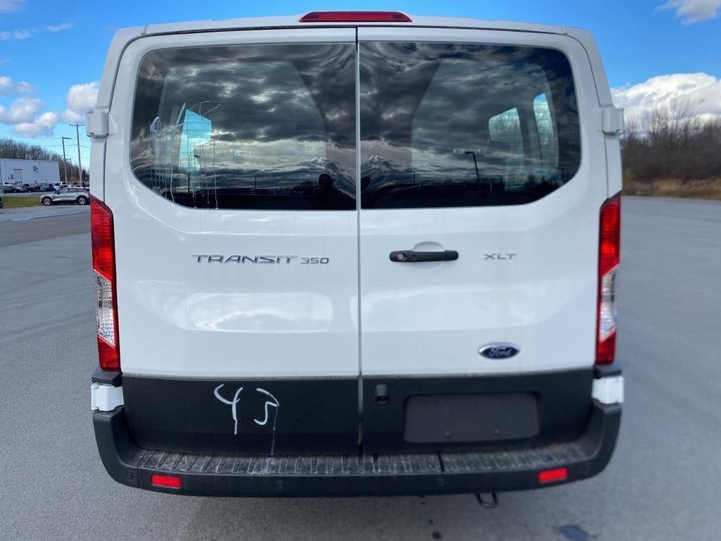 2025 Ford Transit Passenger Wagon XLT