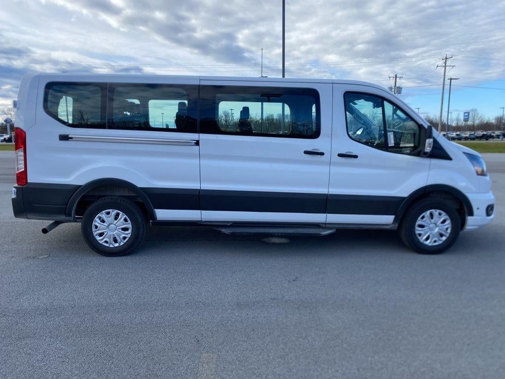 2025 Ford Transit Passenger Wagon XLT