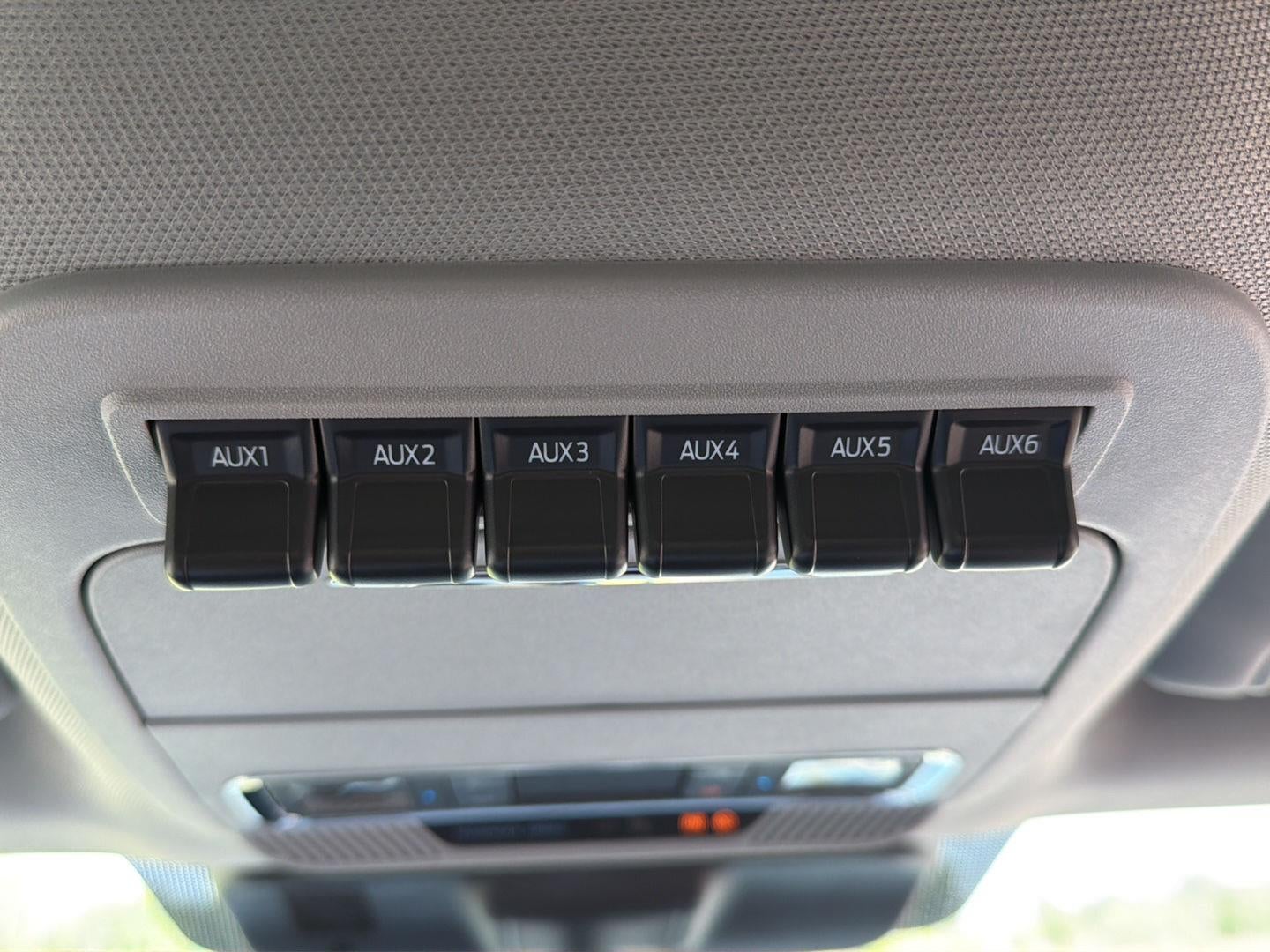 2026 Ford Super Duty F-450 DRW LARIAT
