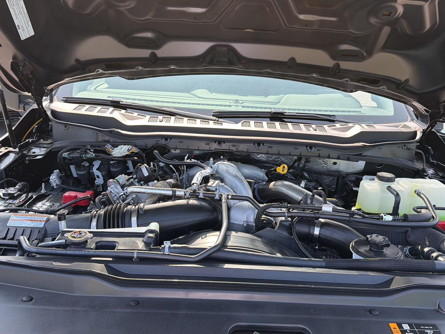 2026 Ford Super Duty F-450 DRW LARIAT