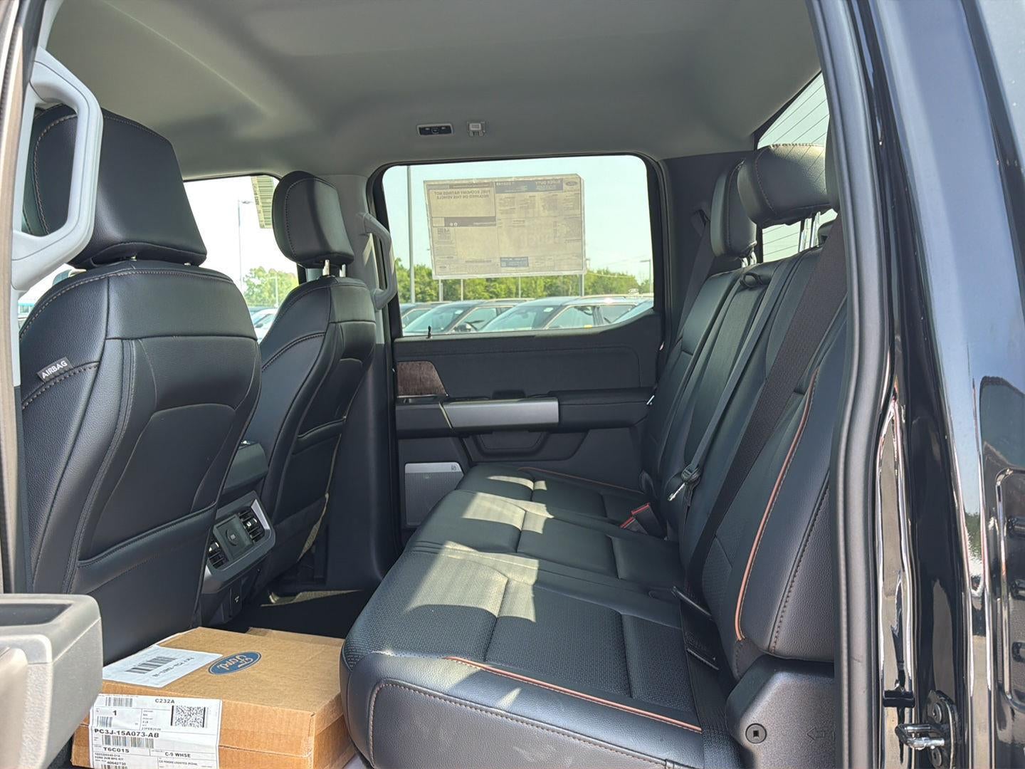 2026 Ford Super Duty F-450 DRW LARIAT