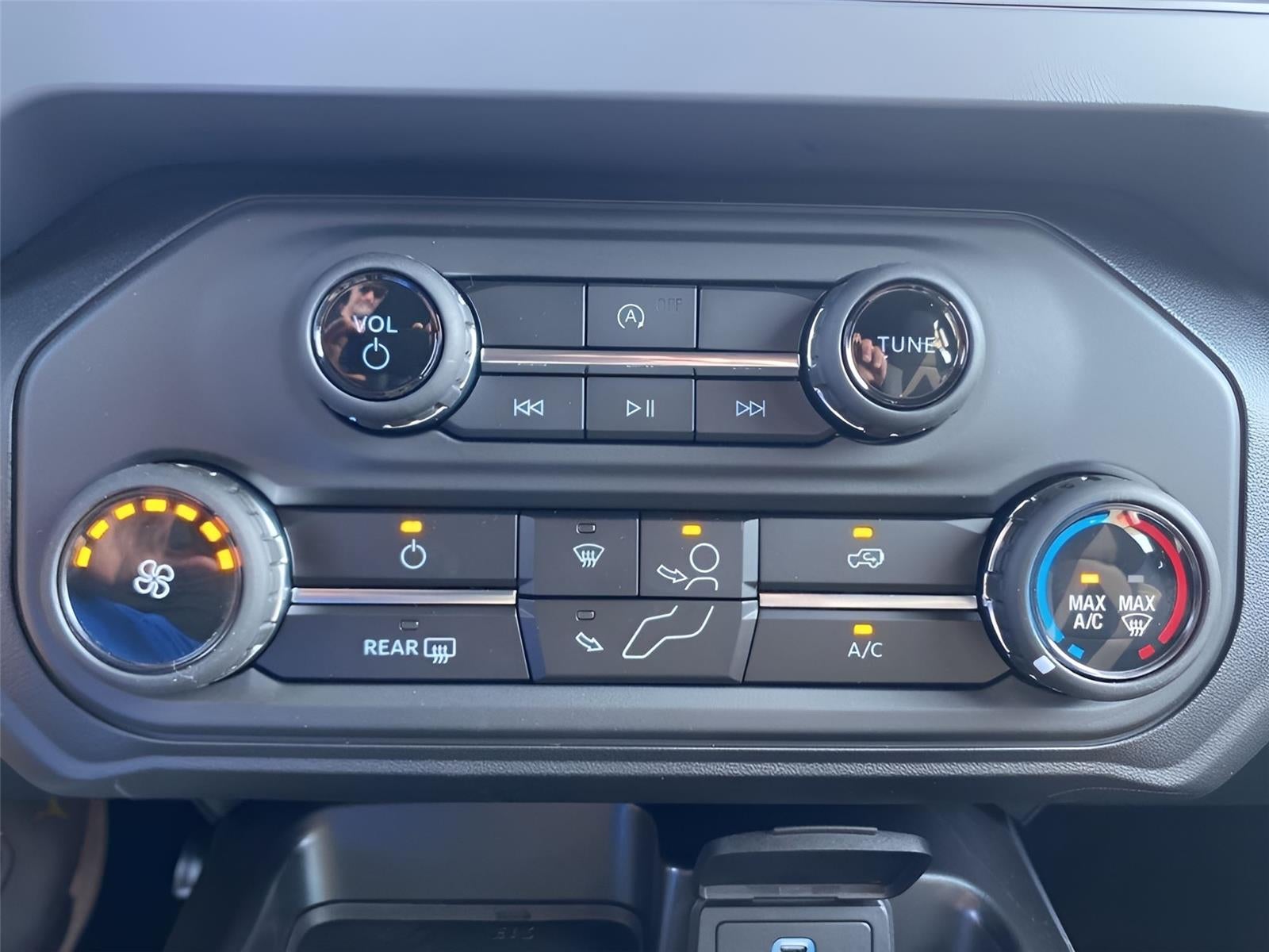 2025 Ford Bronco Base