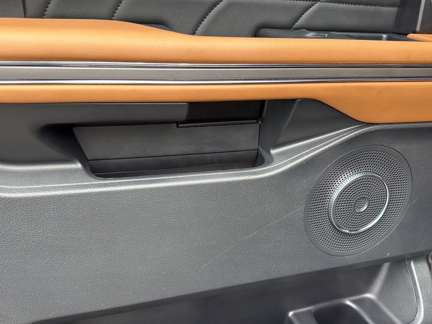 2023 Ford Expedition Platinum