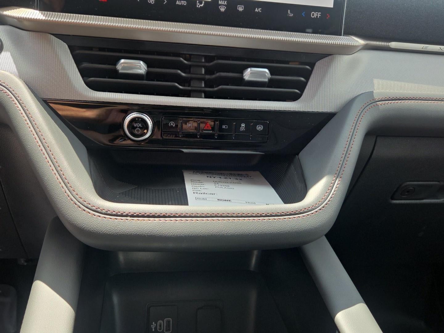 2026 Ford Explorer Active w/100A Pkg