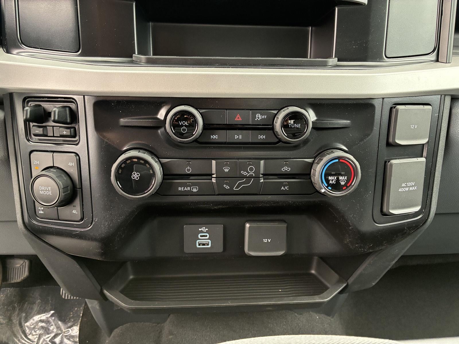 2026 Ford Super Duty F-250 SRW STX