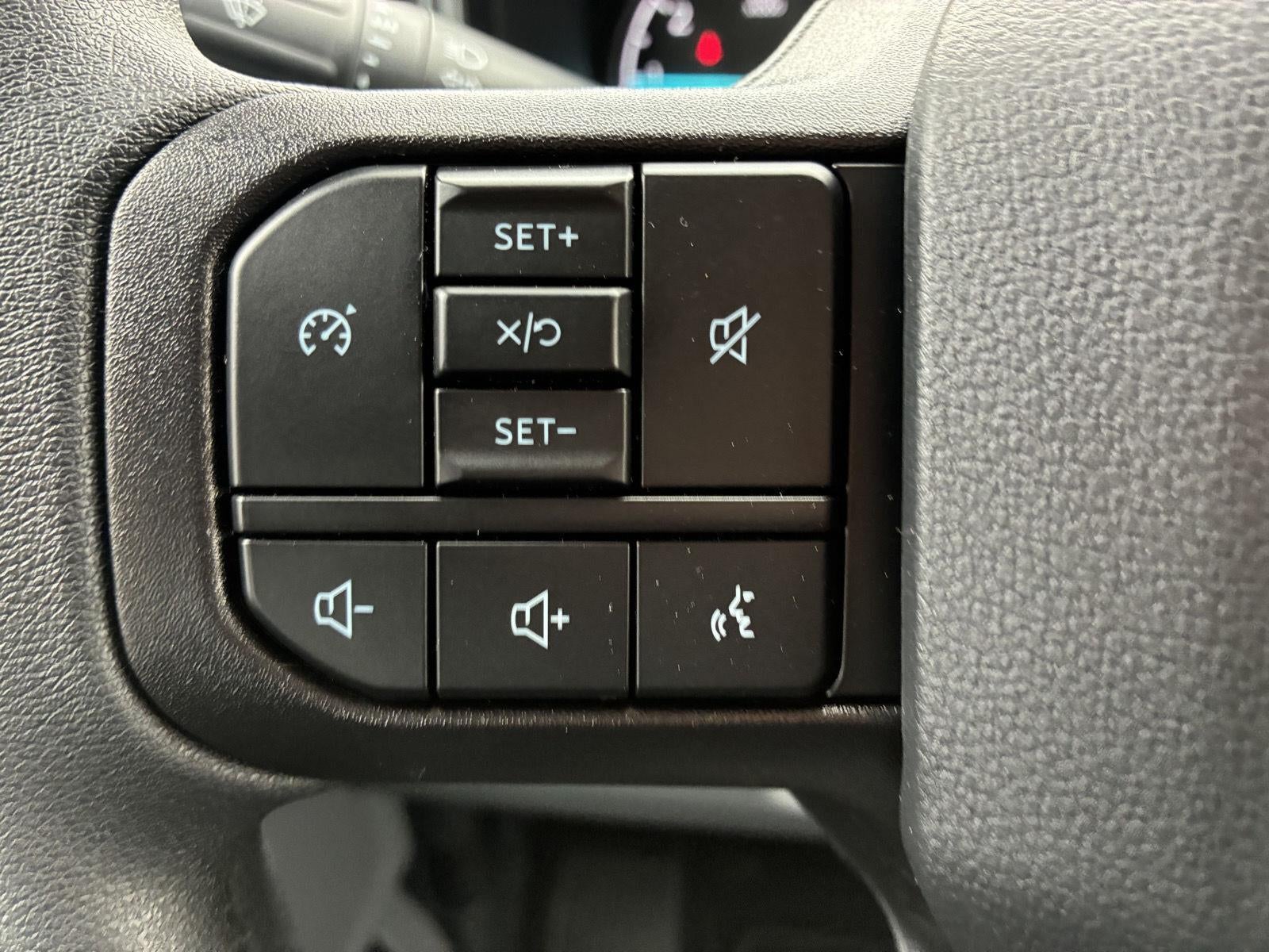 2026 Ford Super Duty F-250 SRW STX