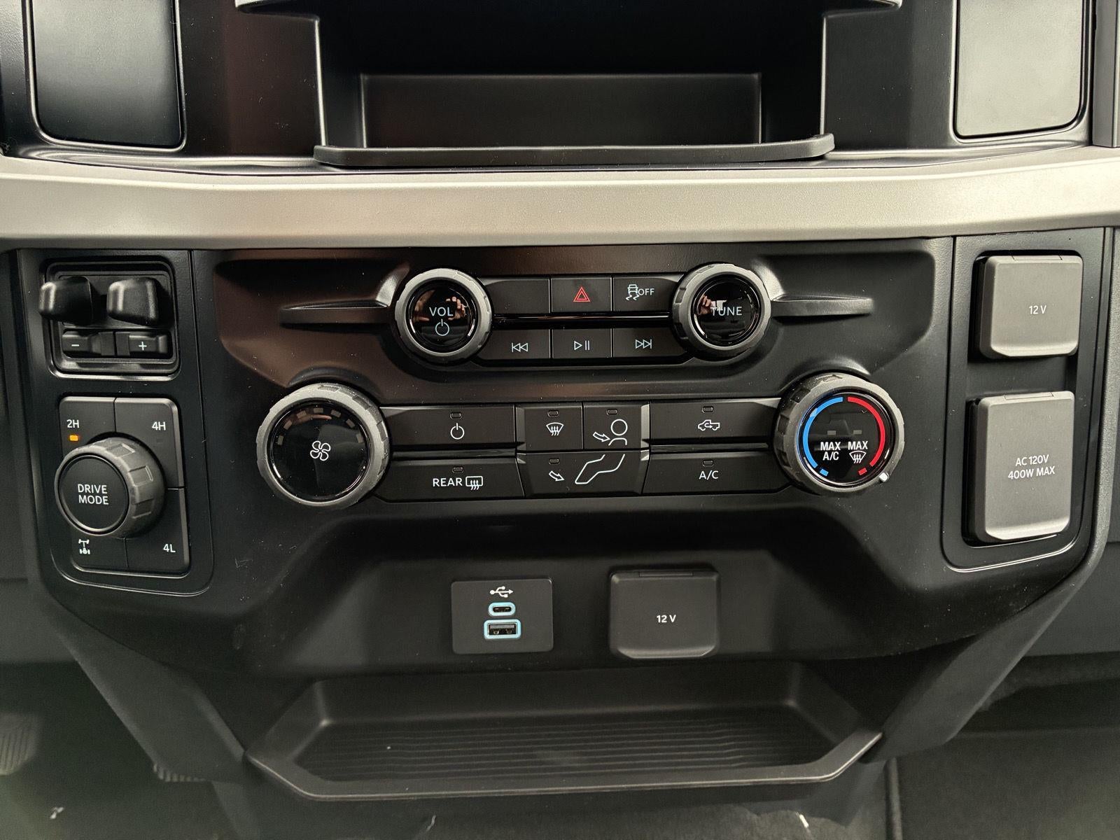 2026 Ford Super Duty F-250 SRW STX