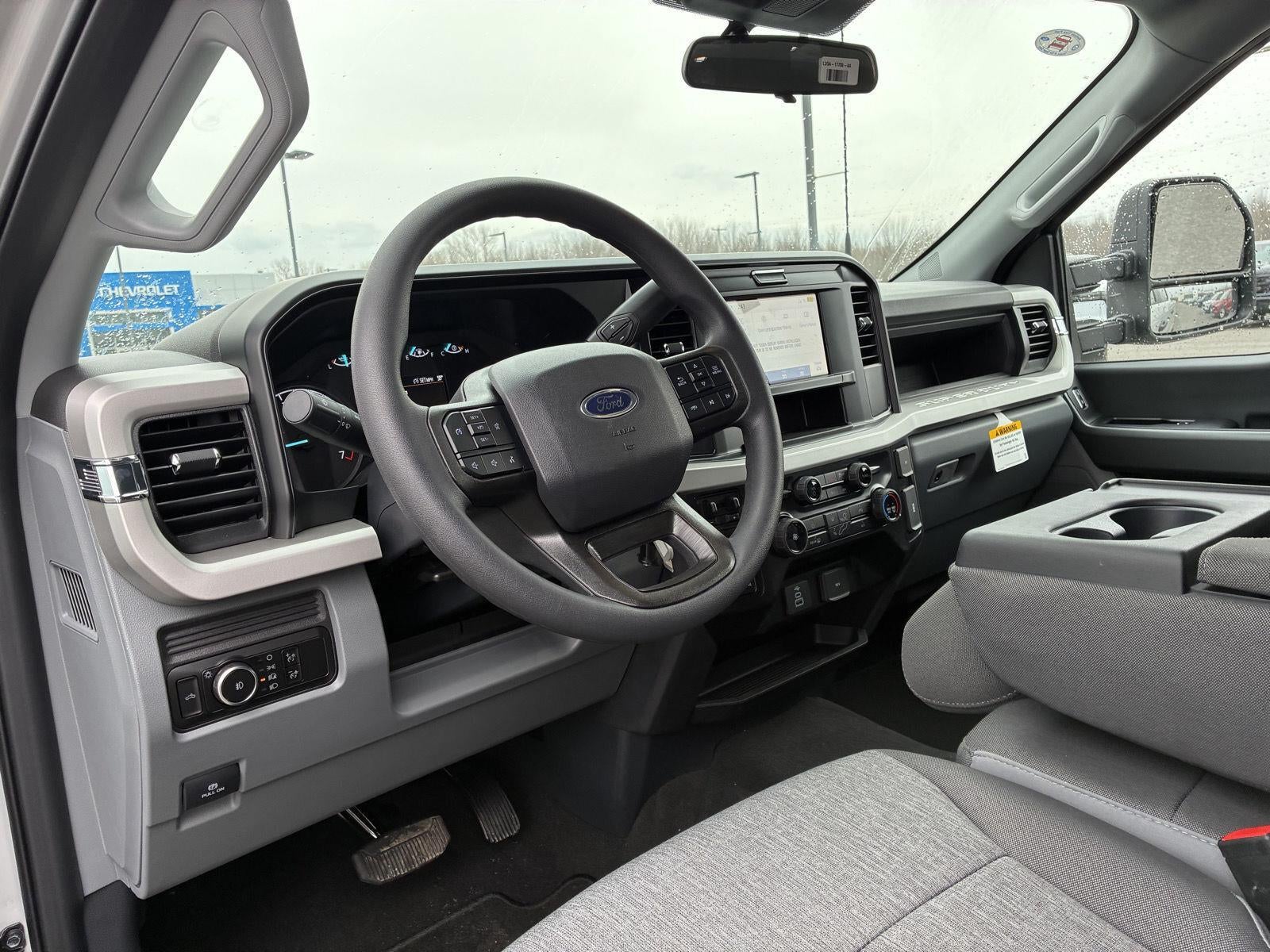 2026 Ford Super Duty F-250 SRW STX