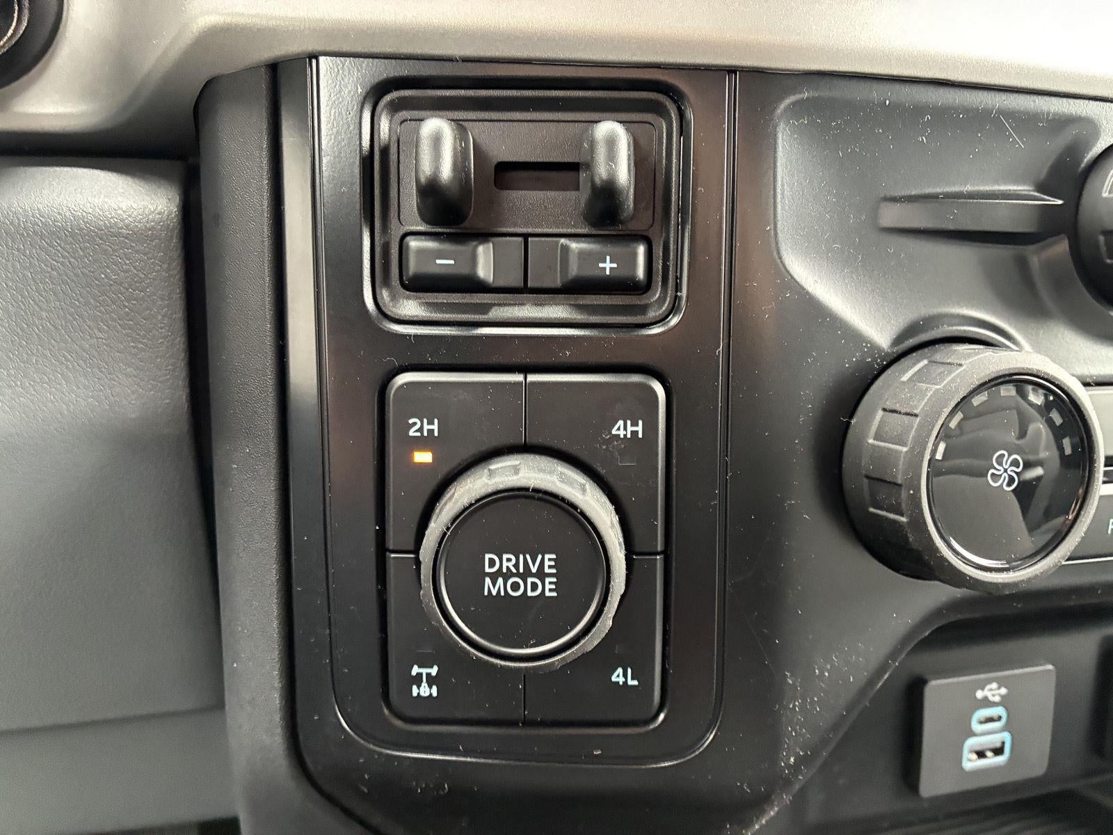 2026 Ford Super Duty F-250 SRW STX