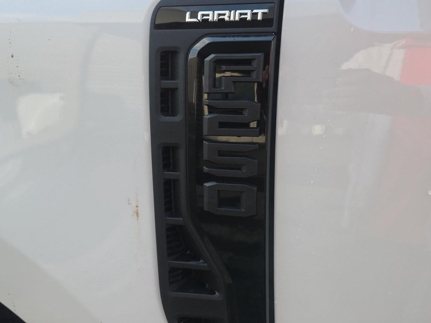 2027 Ford Super Duty F-250 Lariat