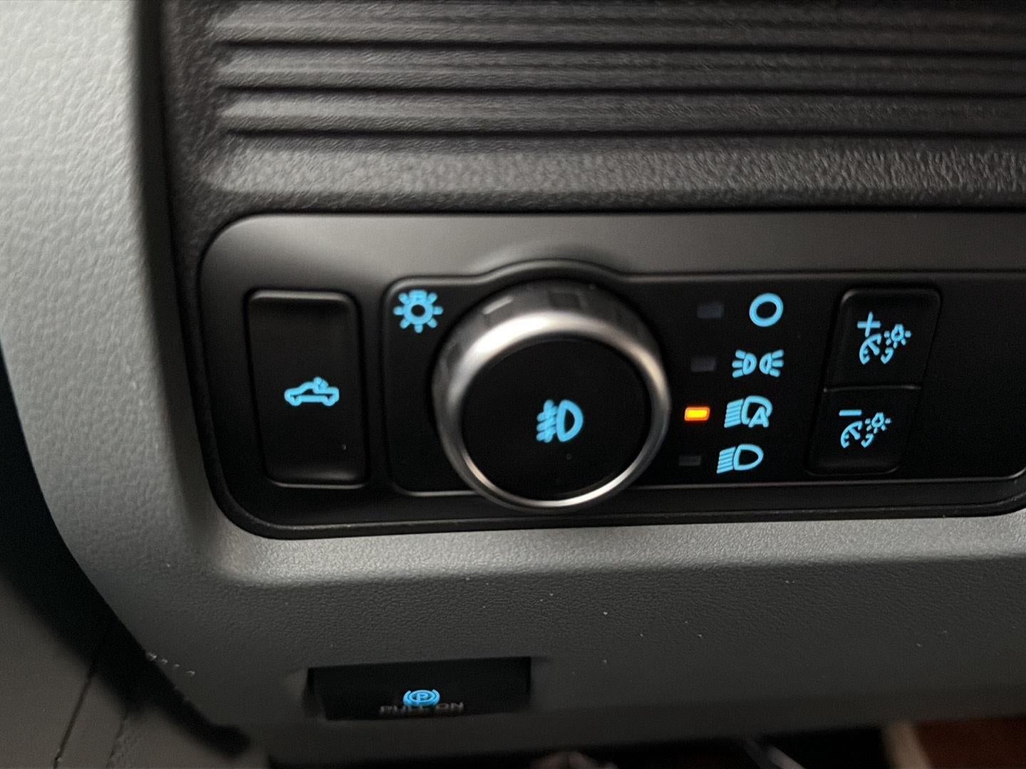 2027 Ford Super Duty F-250 SRW XL