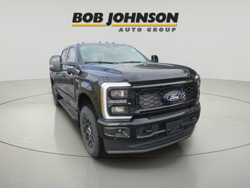 2027 Ford Super Duty F-350 Lariat