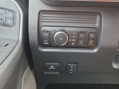 2027 Ford Super Duty F-350 Lariat
