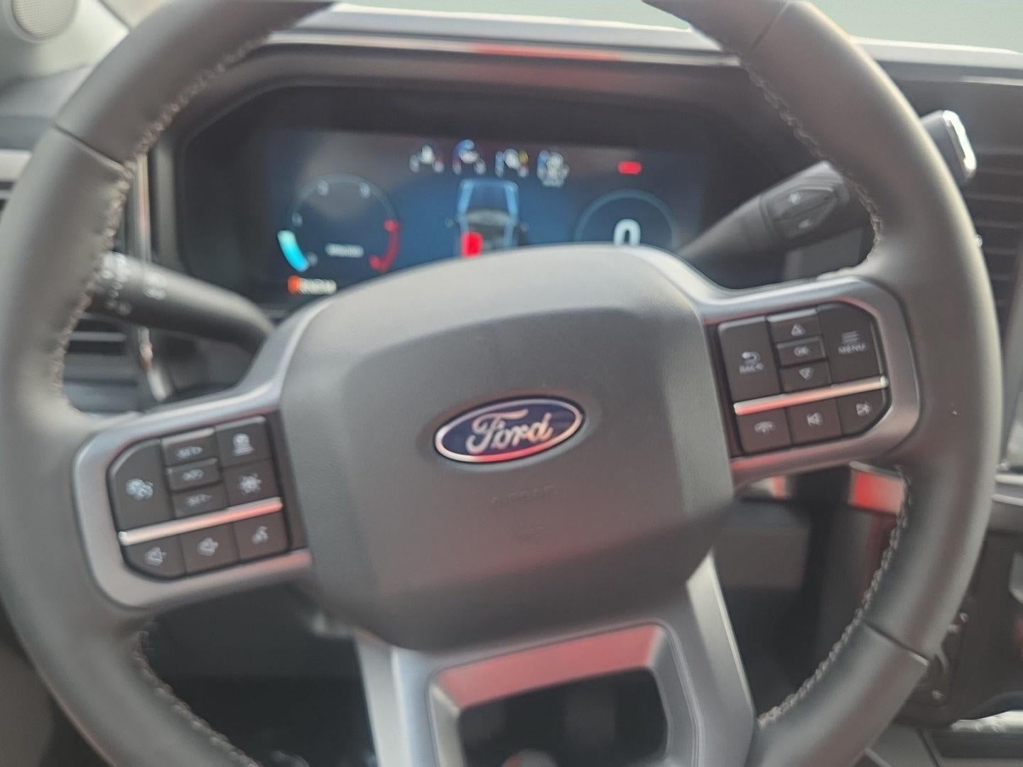 2027 Ford Super Duty F-350 Lariat