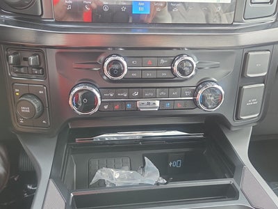 2027 Ford Super Duty F-350 Lariat