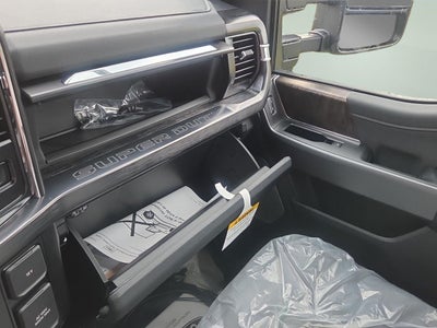 2027 Ford Super Duty F-350 Lariat