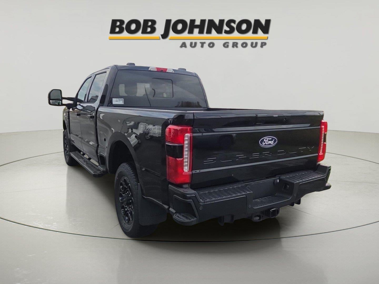 2027 Ford Super Duty F-350 Lariat