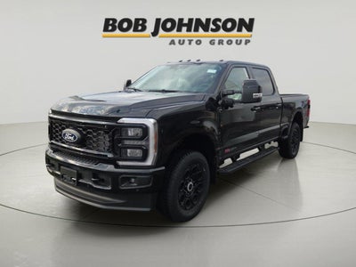 2027 Ford Super Duty F-350 Lariat