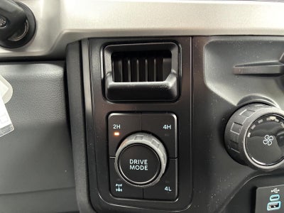 2026 Ford Super Duty F-350 SRW STX