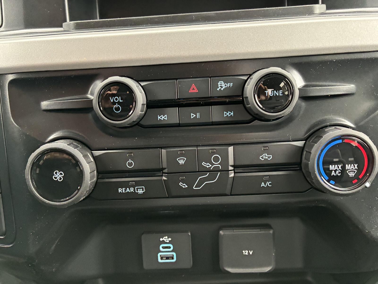 2026 Ford Super Duty F-350 SRW STX