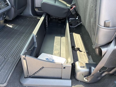 2026 Ford Super Duty F-350 Lariat