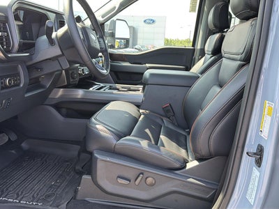 2026 Ford Super Duty F-350 Lariat
