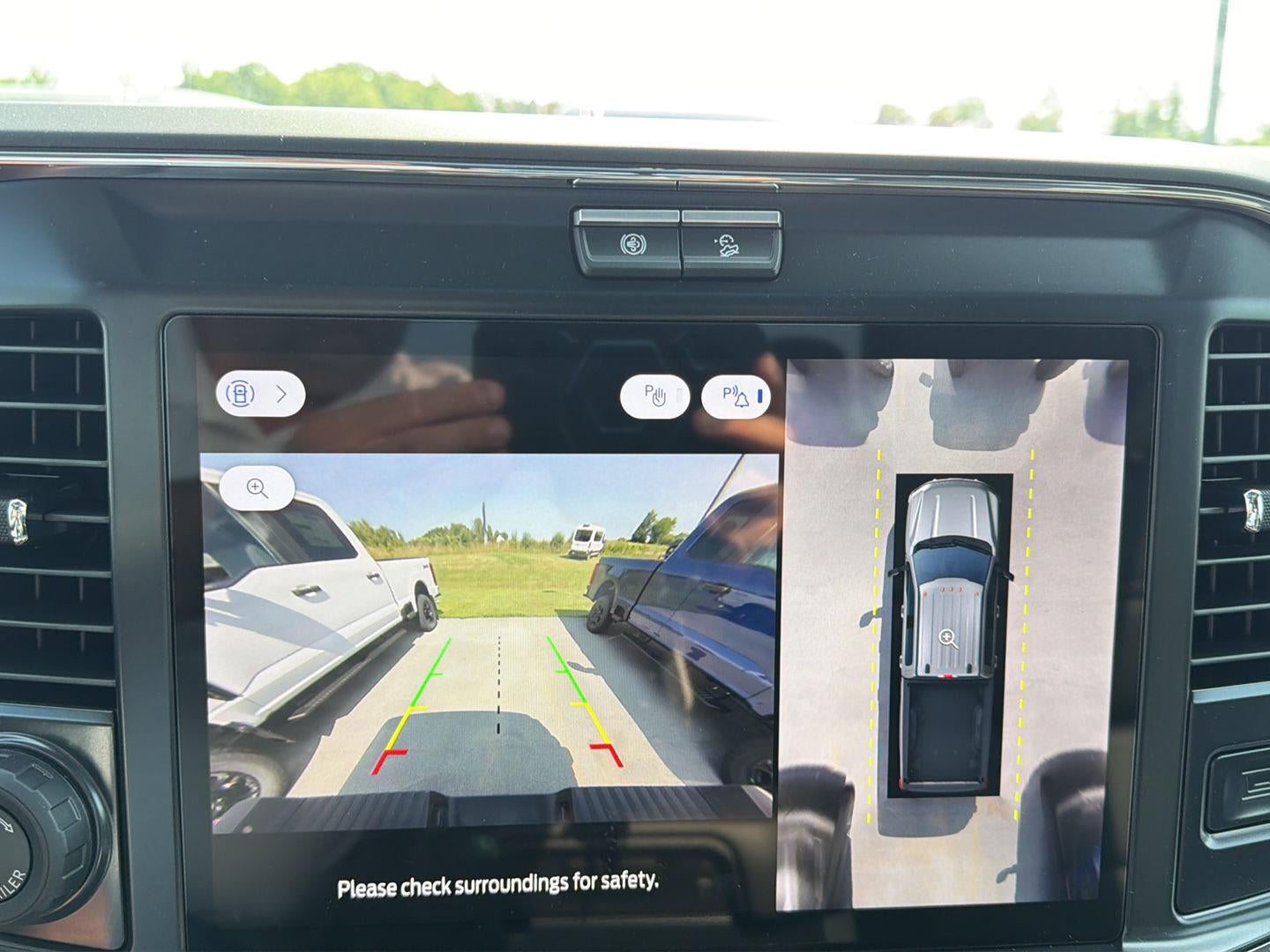 2026 Ford Super Duty F-350 Lariat