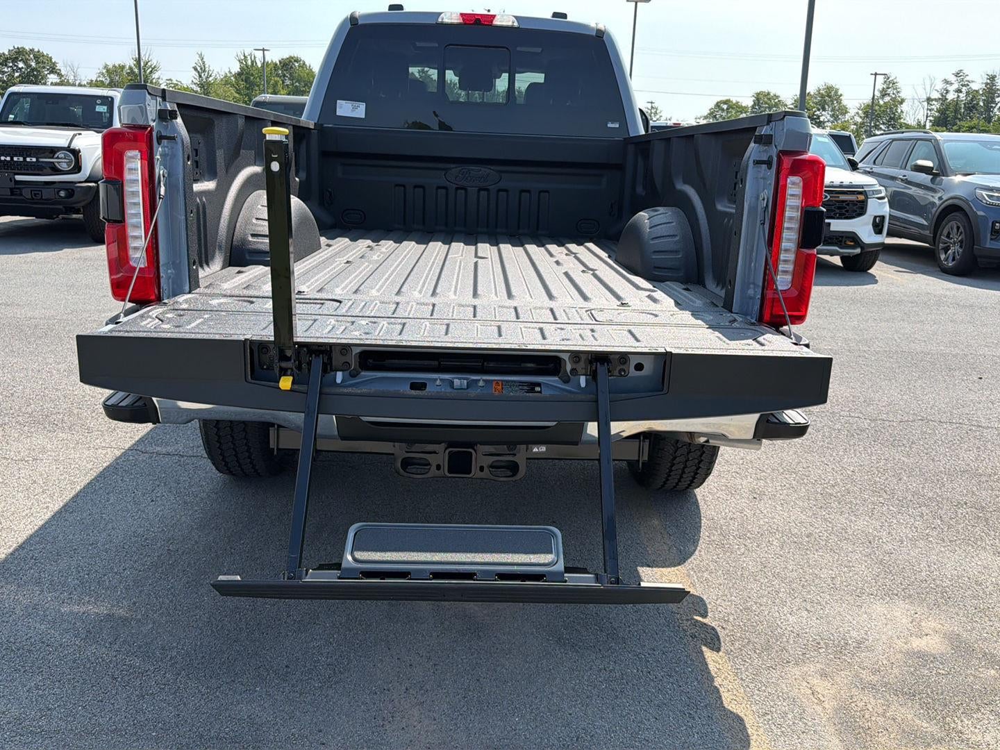 2026 Ford Super Duty F-350 Lariat