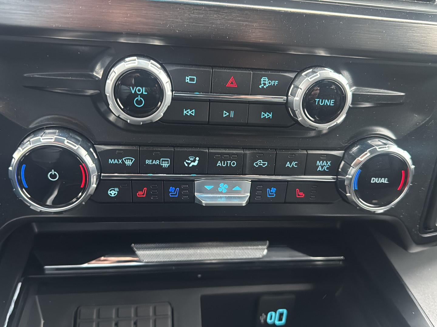 2025 Ford Super Duty F-350 Lariat