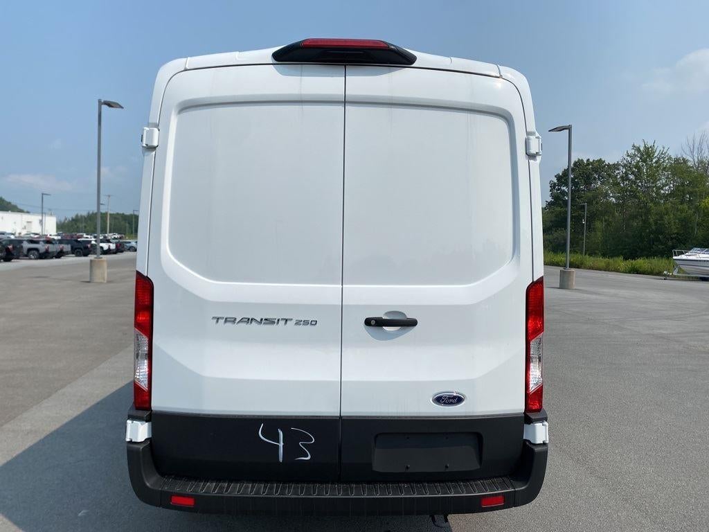 2025 Ford Transit 250